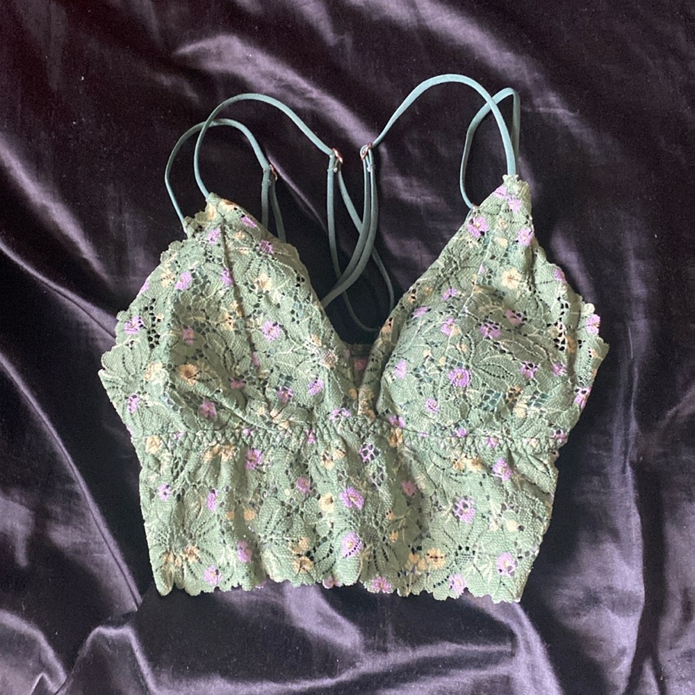 green floral lace crop top